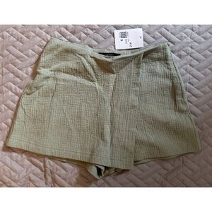 Women's Green Skorts- Size Small